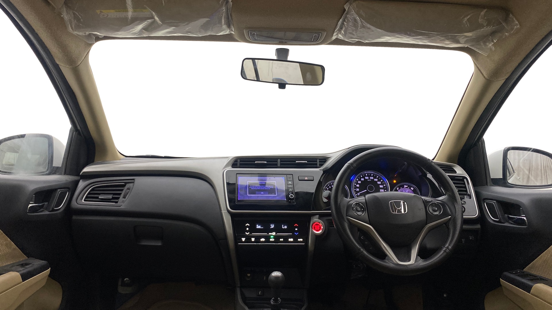 View 2017 Honda City ZX MT Diesel Anniversary Edition Image 16 Used 2017 Honda City ZX MT Diesel Anniversary Edition Image 16