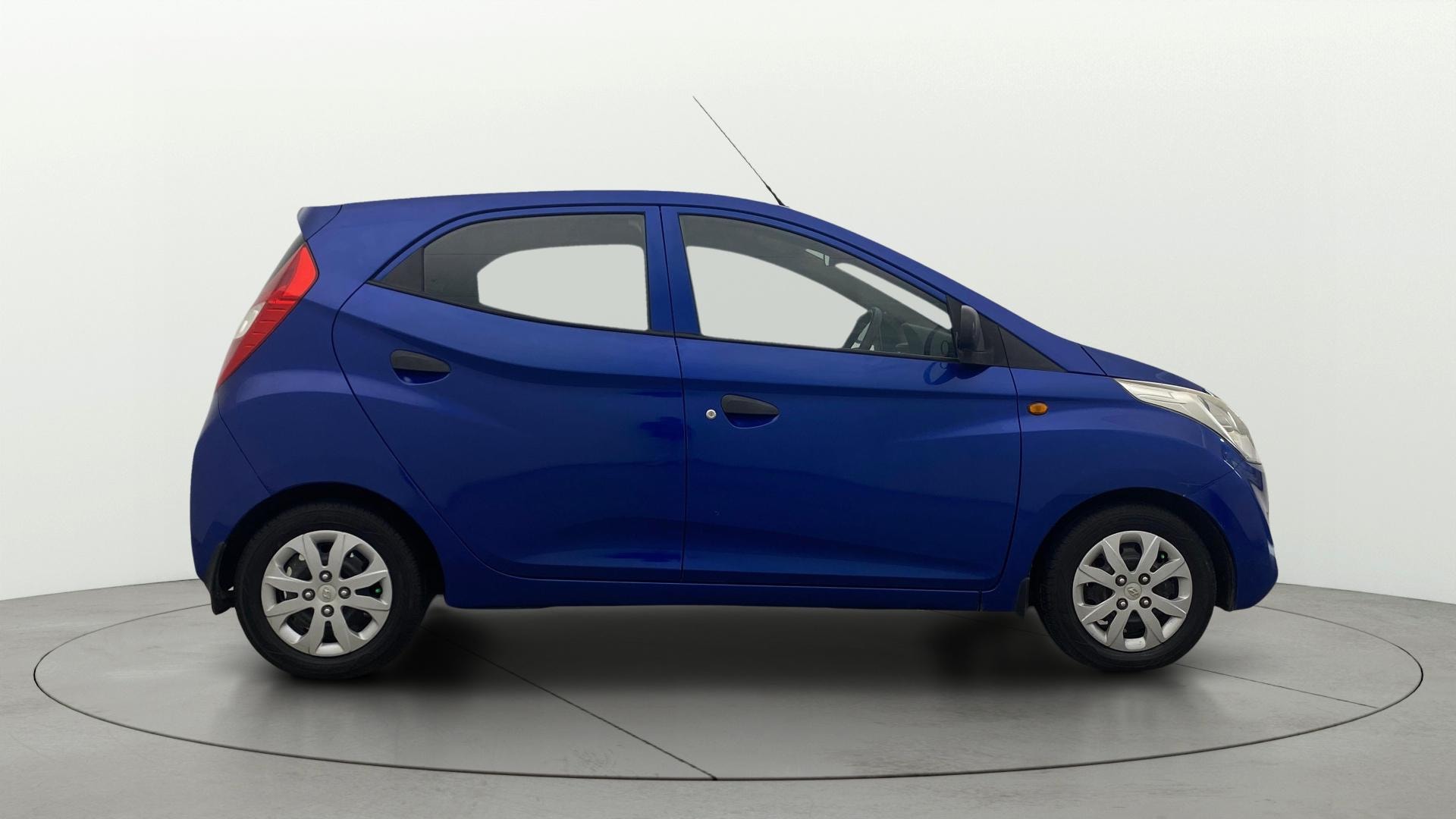 View 2015 Hyundai EON Magna Plus Image 8 Used 2015 Hyundai EON Magna Plus Image 8