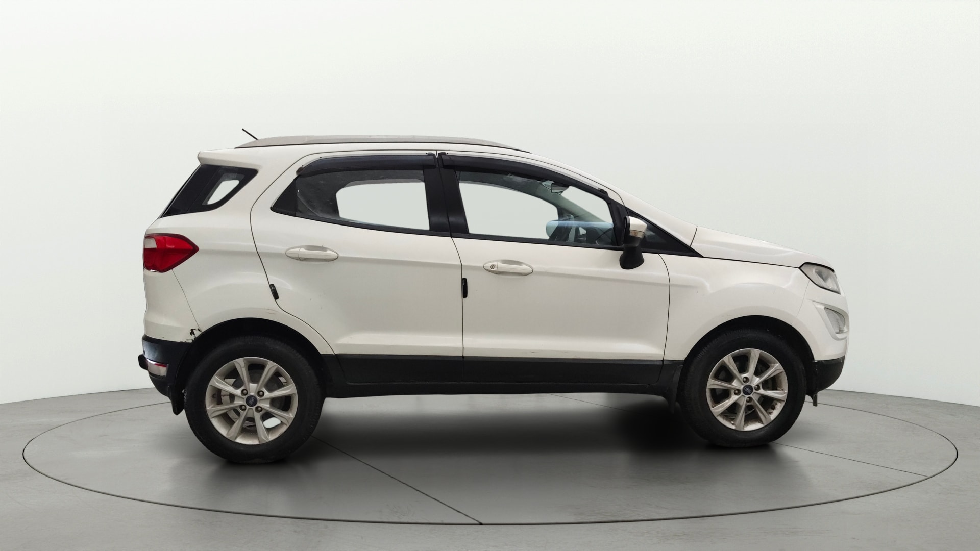 View 2018 Ford EcoSport 1.5 TDCi Diesel Ambiente BS IV Image 8 Used 2018 Ford EcoSport 1.5 TDCi Diesel Ambiente BS IV Image 8