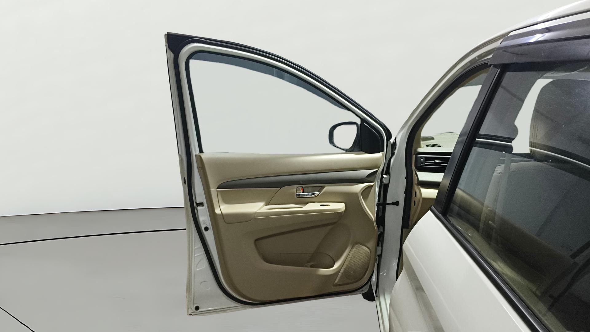 View 2024 Maruti Suzuki 1000 Base Variant Image 31 Used 2024 Maruti Suzuki 1000 Base Variant Image 31