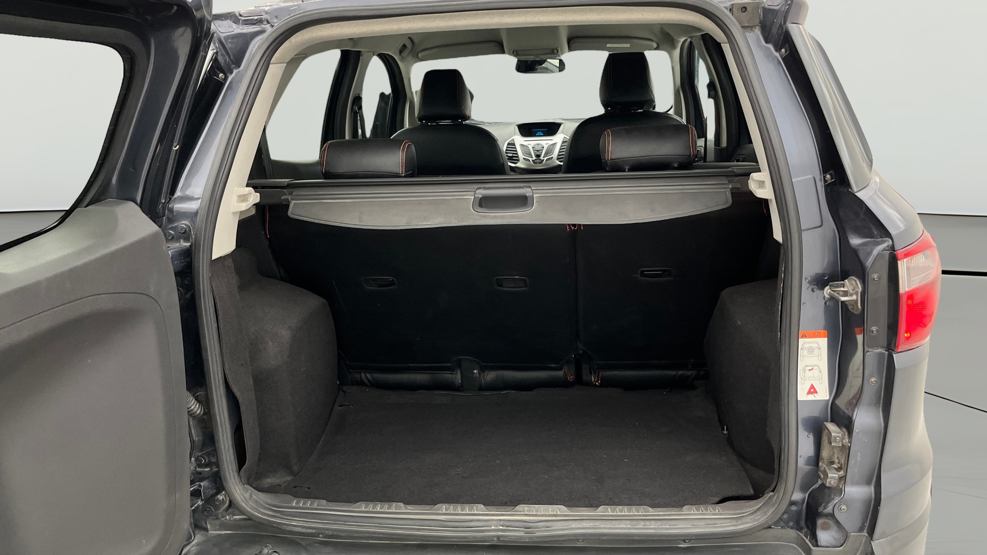 View 2014 Ford EcoSport 1.5 TDCi Diesel Ambiente BS IV Image 38 Used 2014 Ford EcoSport 1.5 TDCi Diesel Ambiente BS IV Image 38