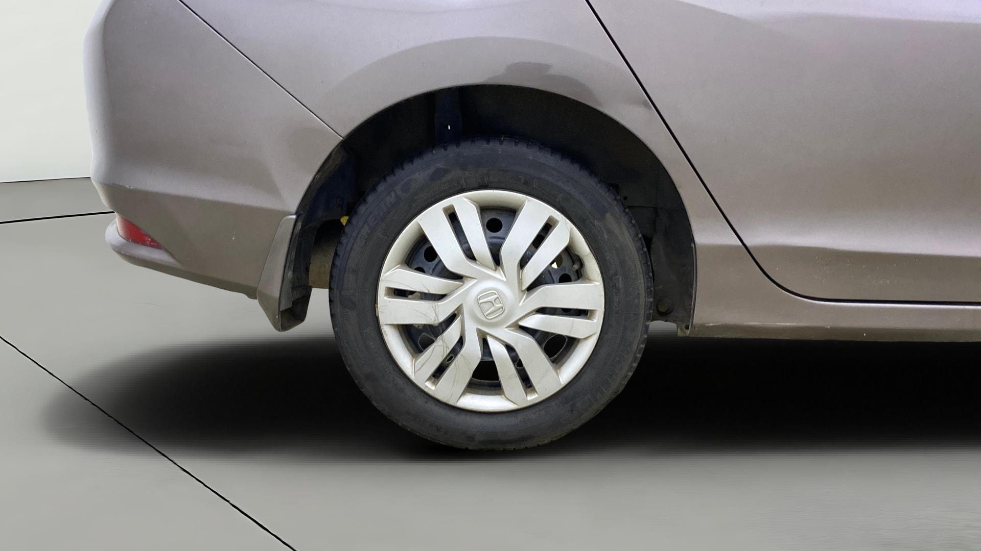 View 2014 Honda City ZX MT Diesel Anniversary Edition Image 24 Used 2014 Honda City ZX MT Diesel Anniversary Edition Image 24