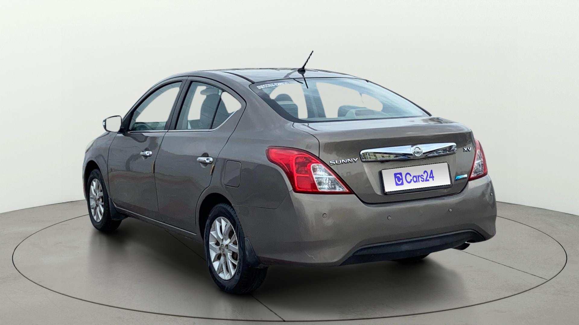 View 2014 Nissan Sunny XV Diesel Image 2 Used 2014 Nissan Sunny XV Diesel Image 2