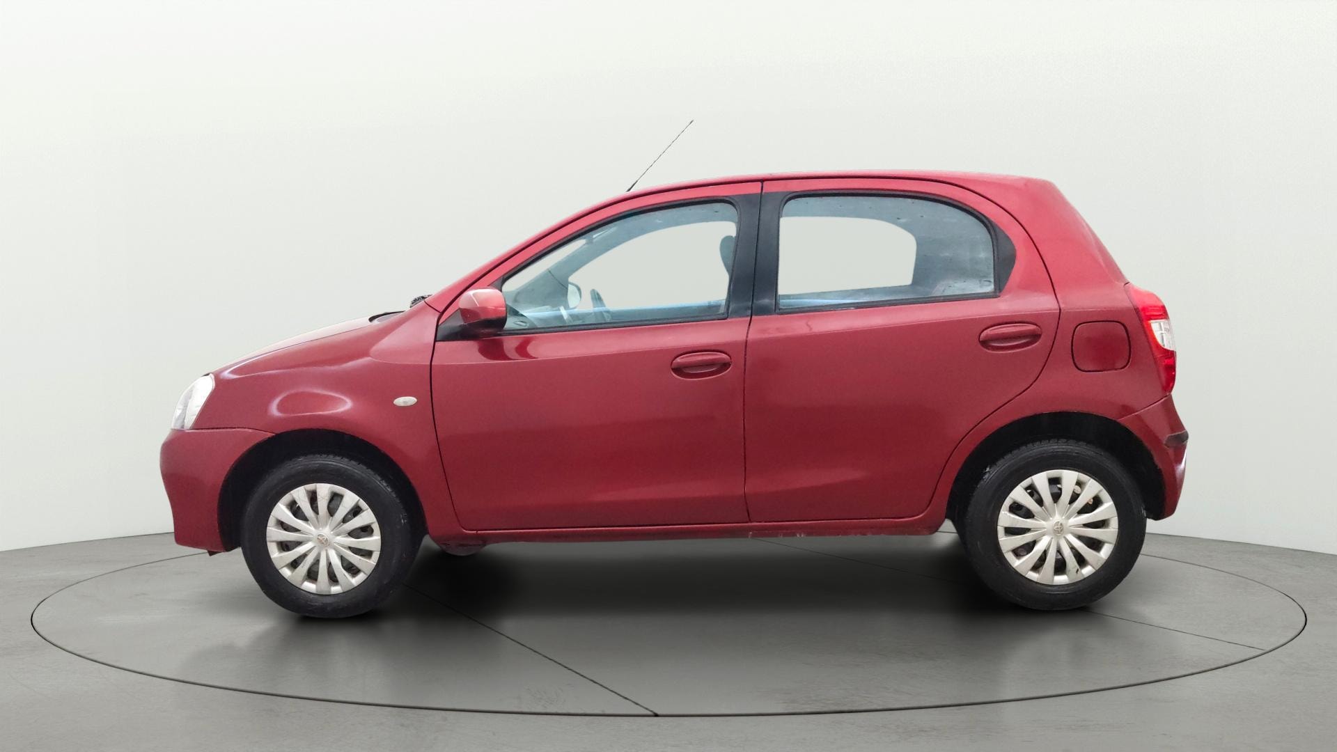 View 2013 Toyota Etios Liva G Image 5 Used 2013 Toyota Etios Liva G Image 5