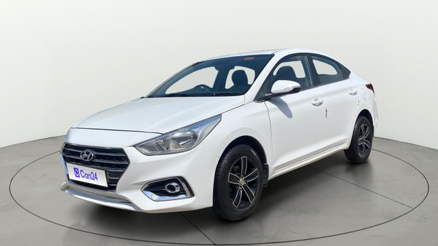 View Hyundai Verna Image 36 Used Hyundai Verna Image 36