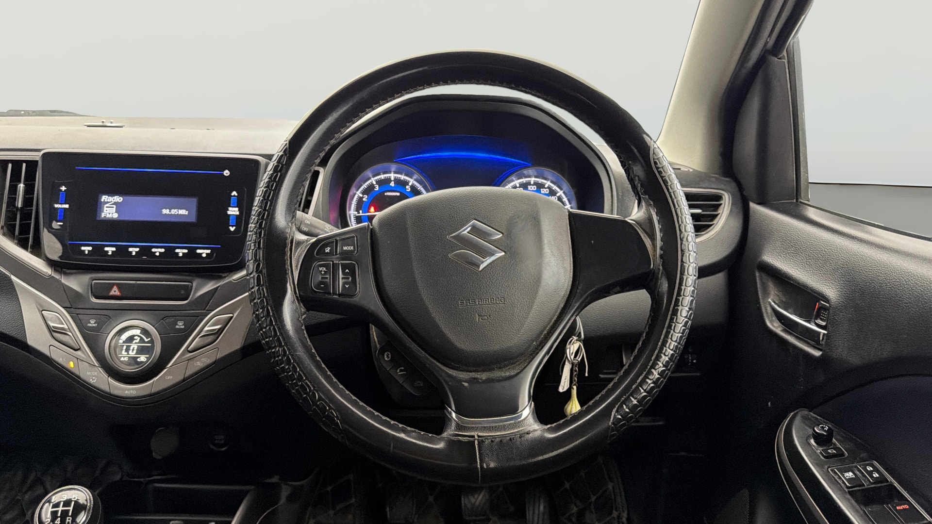 View 2020 Maruti Suzuki 1000 Base Variant Image 20 Used 2020 Maruti Suzuki 1000 Base Variant Image 20