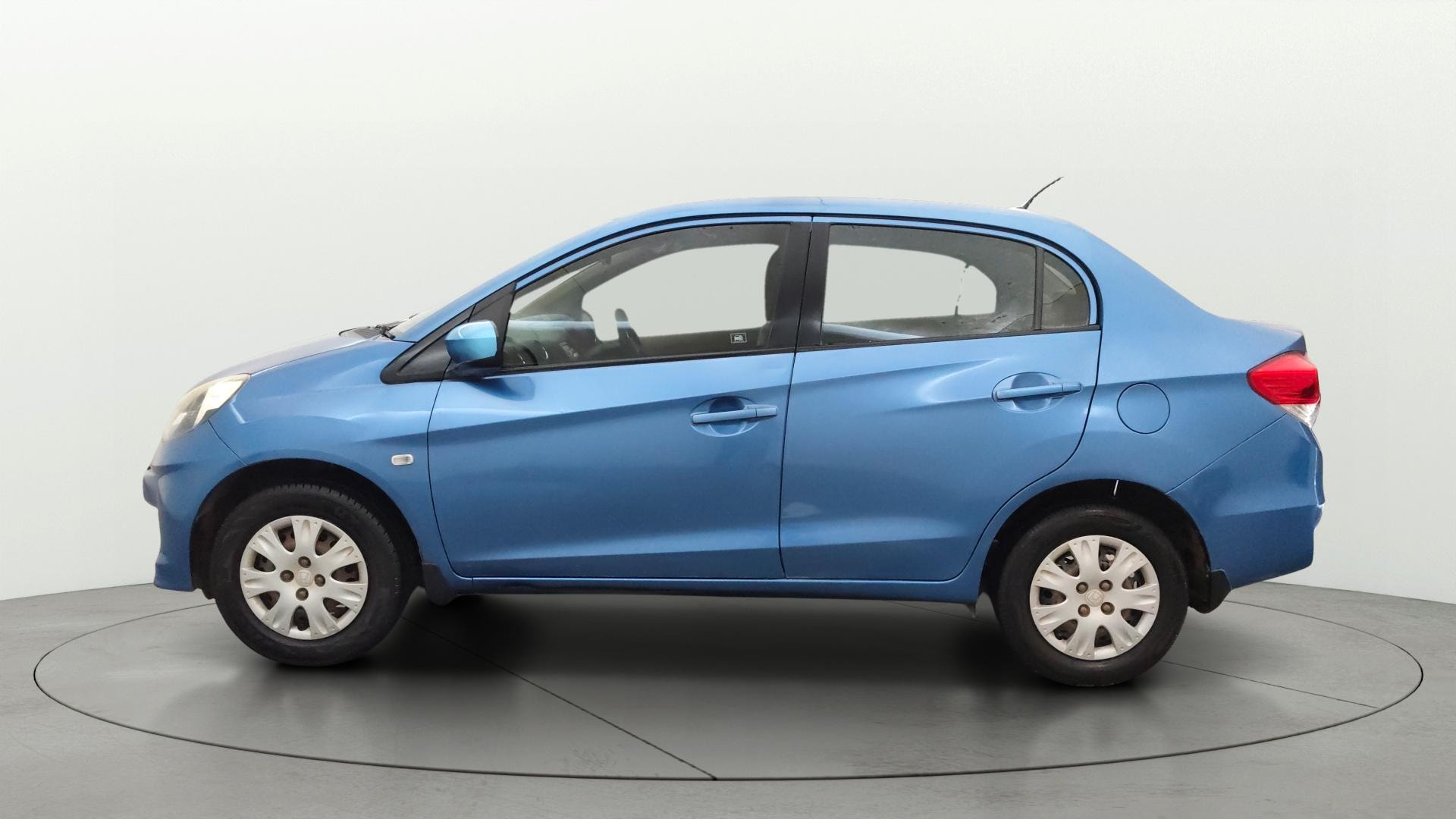 View 2013 Honda Amaze E MT Petrol BS IV Image 5 Used 2013 Honda Amaze E MT Petrol BS IV Image 5