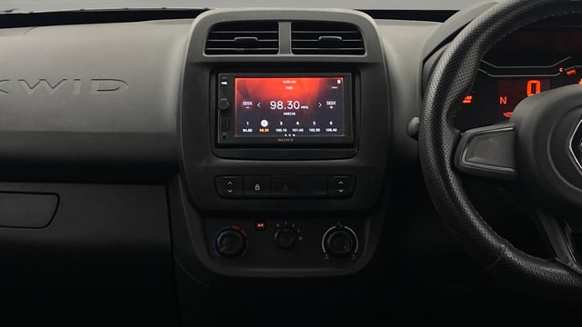 View Renault Kwid Image 17 Used Renault Kwid Image 17