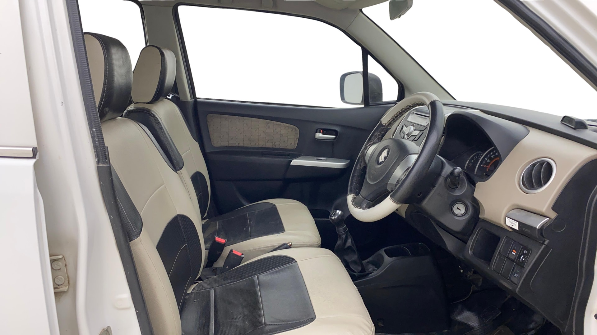 View 2016 Maruti Suzuki 1000 Base Variant Image 25 Used 2016 Maruti Suzuki 1000 Base Variant Image 25