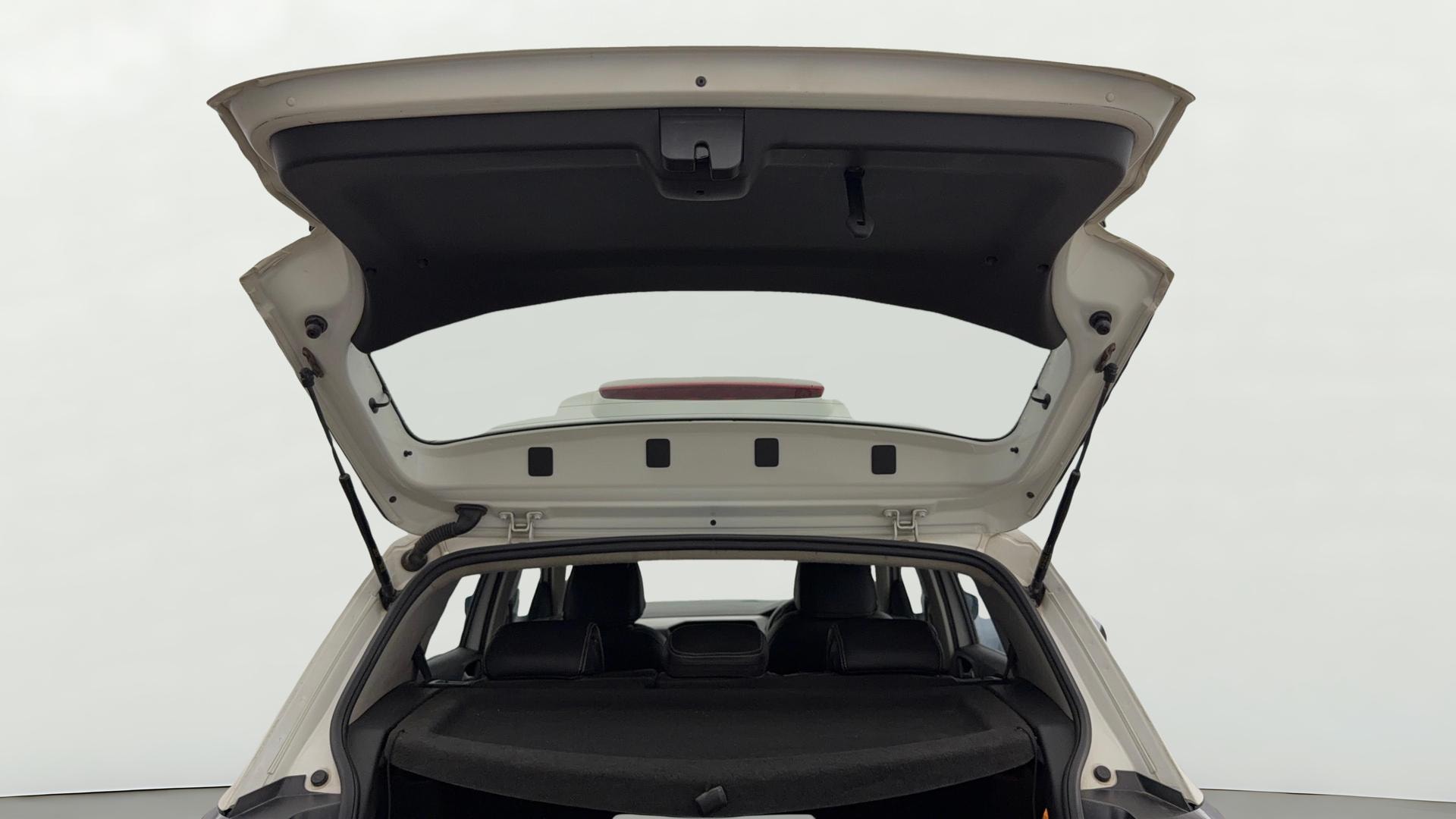 View 2022 Volkswagen Taigun 1.0 TSI Highline AT Image 17 Used 2022 Volkswagen Taigun 1.0 TSI Highline AT Image 17