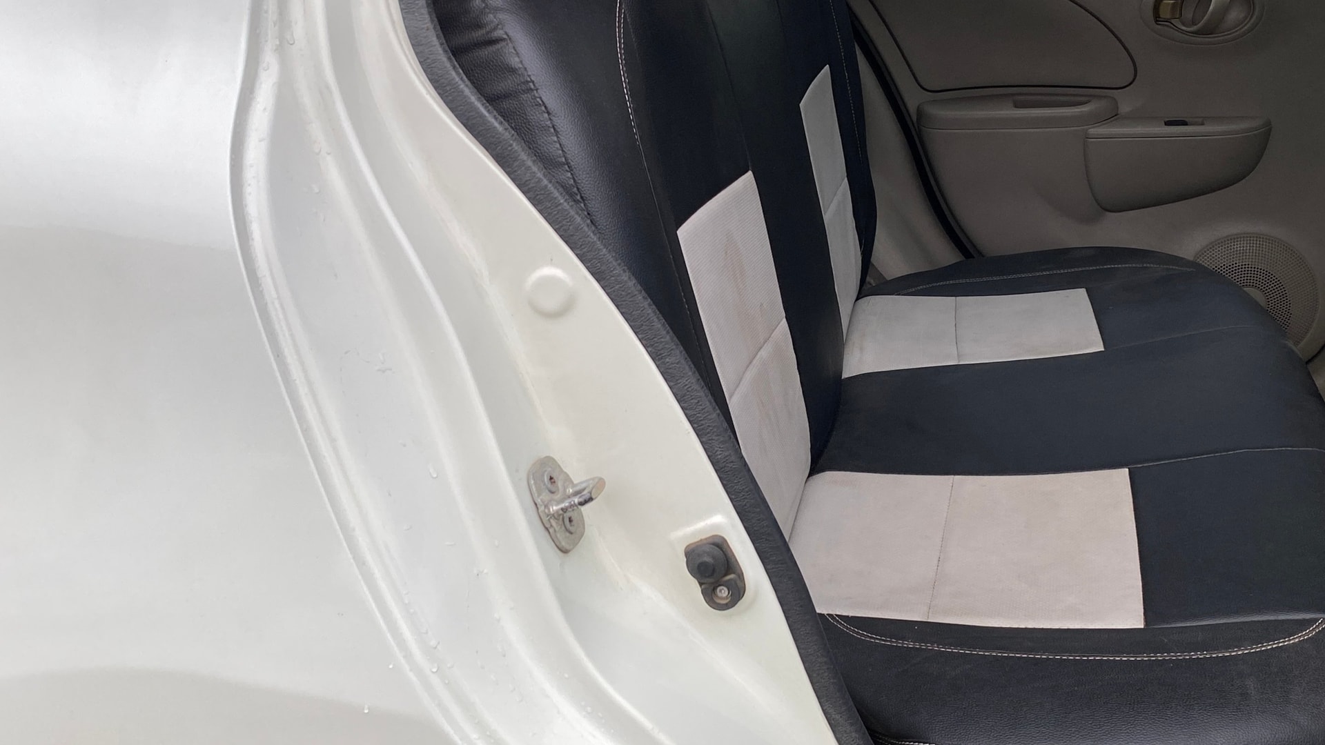 View 2016 Renault Pulse RxL Petrol Image 29 Used 2016 Renault Pulse RxL Petrol Image 29