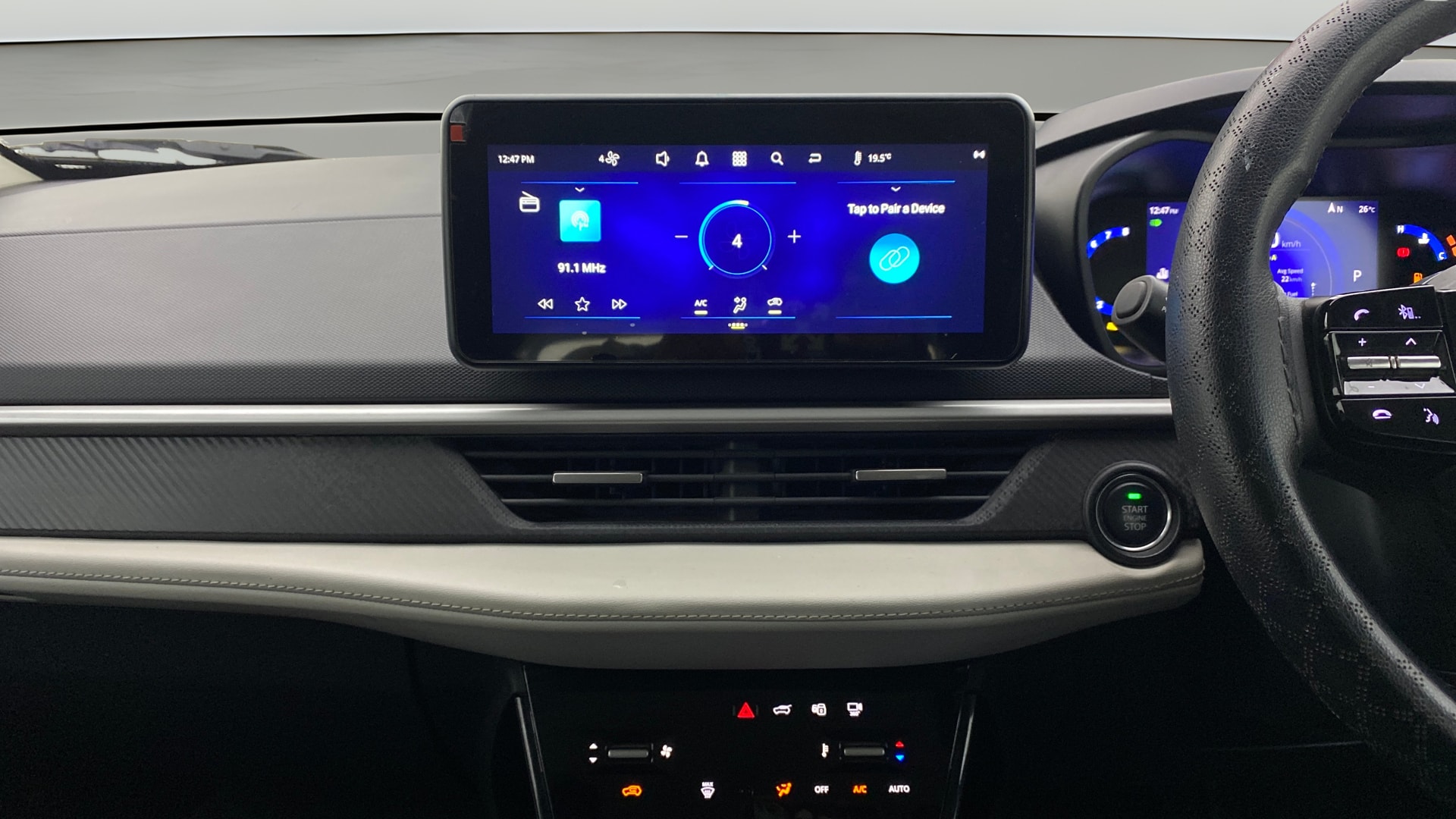 View 2024 Tata Nexon Revotron XE Image 17 Used 2024 Tata Nexon Revotron XE Image 17