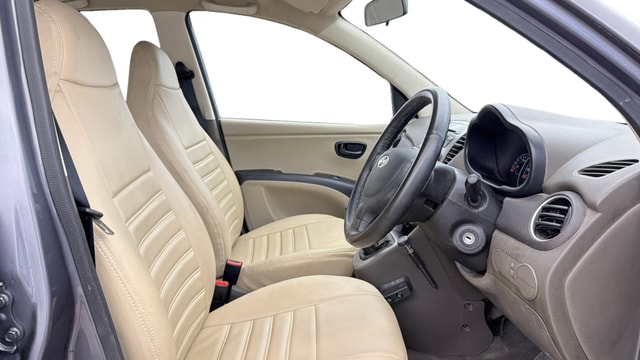 View Hyundai i10 Image 25 Used Hyundai i10 Image 25