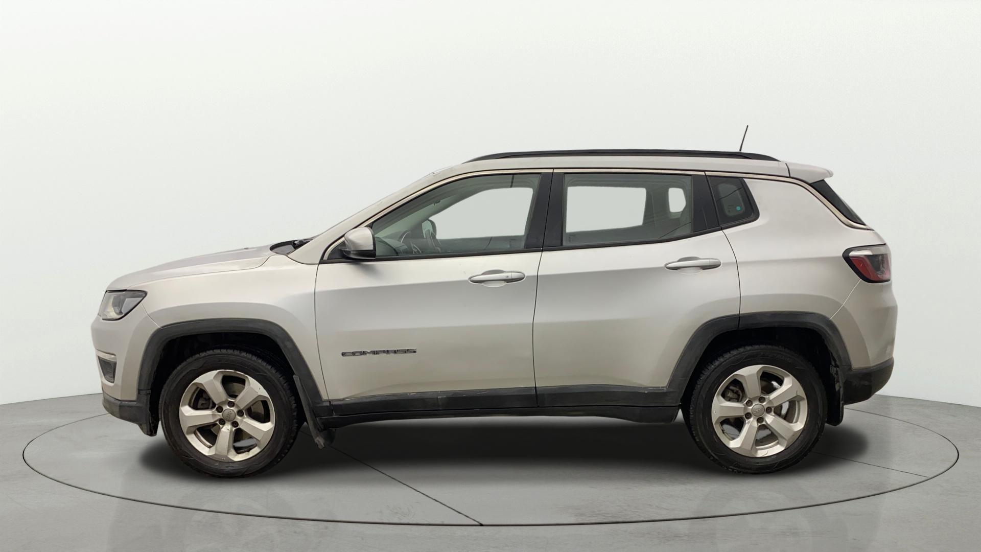 View 2020 Jeep Compass Longitude Plus Petrol Image 27 Used 2020 Jeep Compass Longitude Plus Petrol Image 27