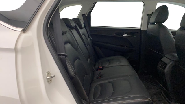 View MG Hector Image 10 Used MG Hector Image 10