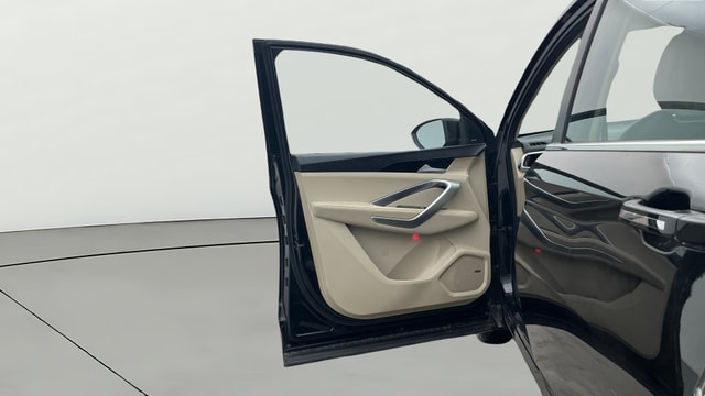 View MG Hector Image 39 Used MG Hector Image 39