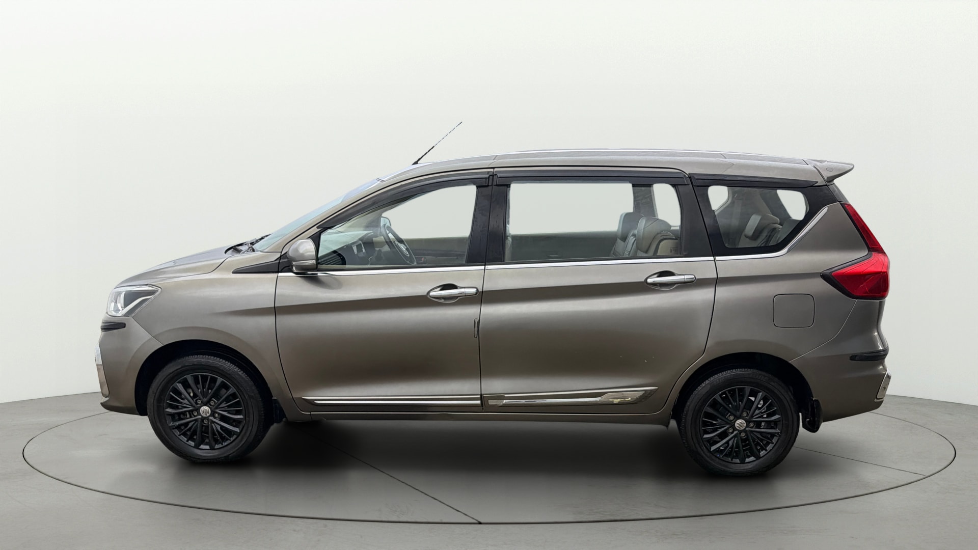 View 2022 Maruti Suzuki 1000 Base Variant Image 5 Used 2022 Maruti Suzuki 1000 Base Variant Image 5