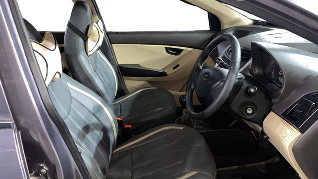 View Hyundai EON Image 25 Used Hyundai EON Image 25