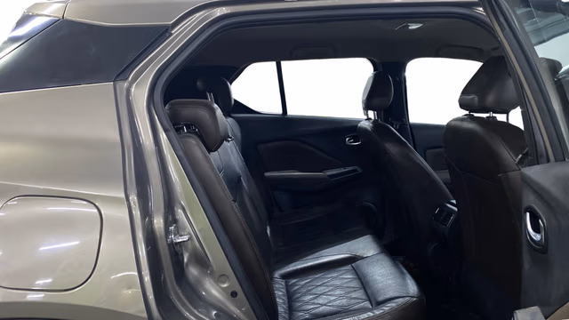 View Nissan Kicks Image 35 Used Nissan Kicks Image 35