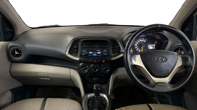 View Hyundai New Santro Image 15 Used Hyundai New Santro Image 15