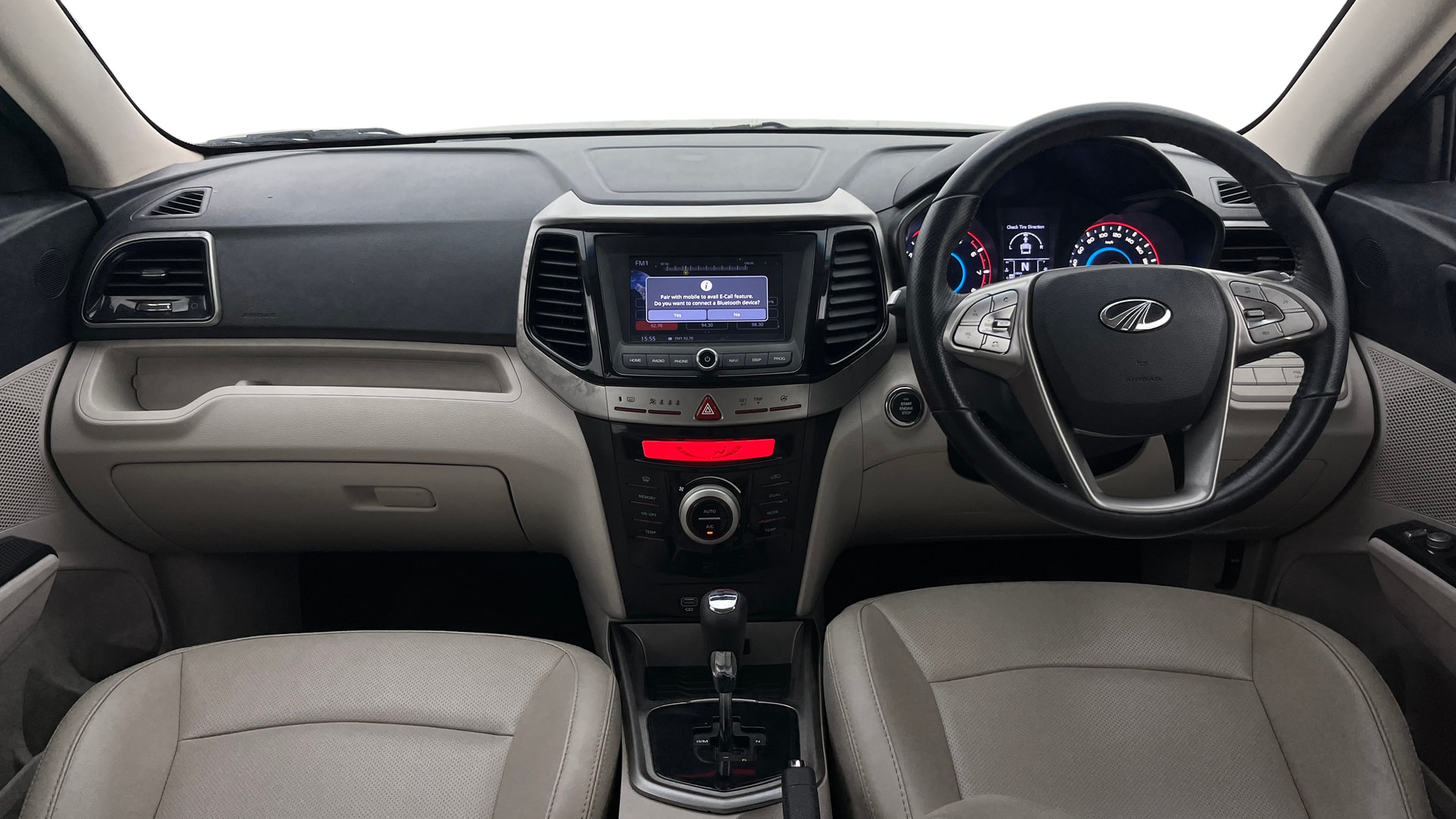 View 2021 Mahindra XUV300 W4 Petrol BS IV Image 31 Used 2021 Mahindra XUV300 W4 Petrol BS IV Image 31