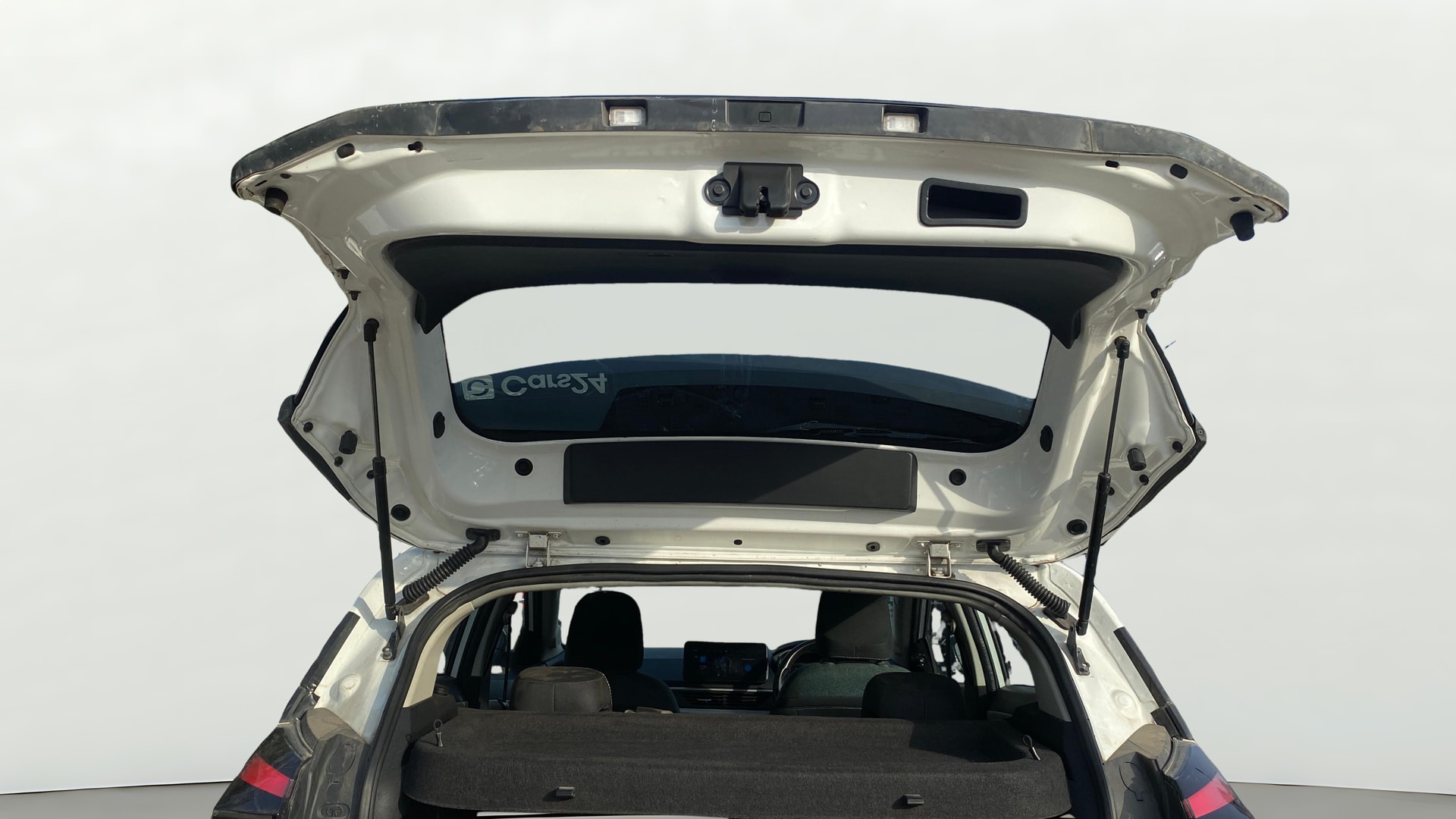 View 2024 Tata Nexon Revotron XE Image 17 Used 2024 Tata Nexon Revotron XE Image 17