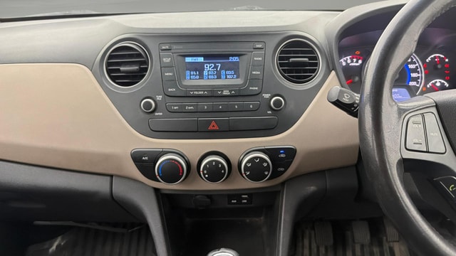 View Hyundai Grand i10 Image 17 Used Hyundai Grand i10 Image 17