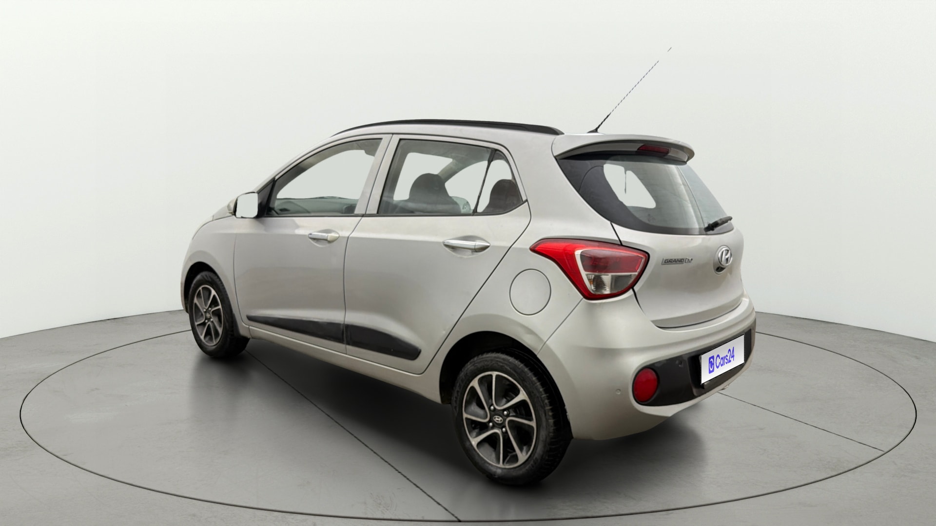 View 2017 Hyundai Grand i10 1.2 Asta Petrol Image 2 Used 2017 Hyundai Grand i10 1.2 Asta Petrol Image 2
