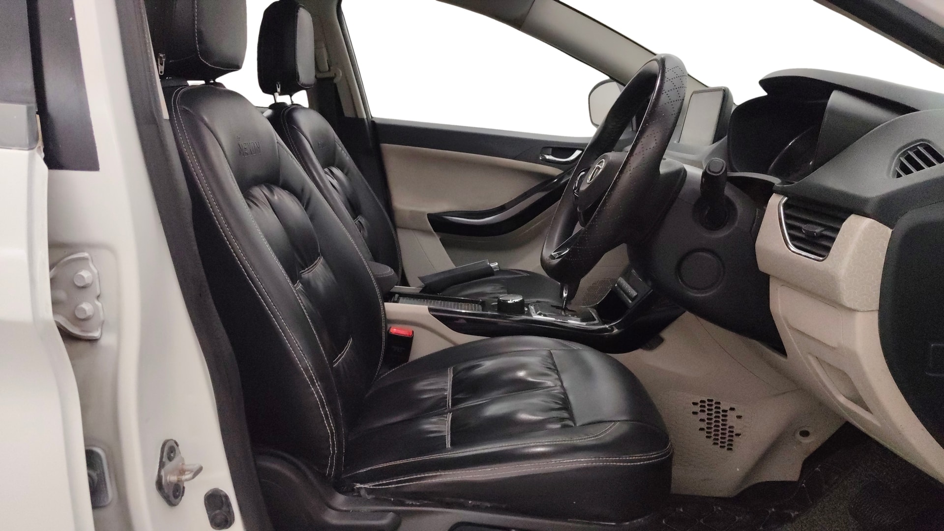 View 2021 Tata Nexon XZA Plus Diesel Image 26 Used 2021 Tata Nexon XZA Plus Diesel Image 26