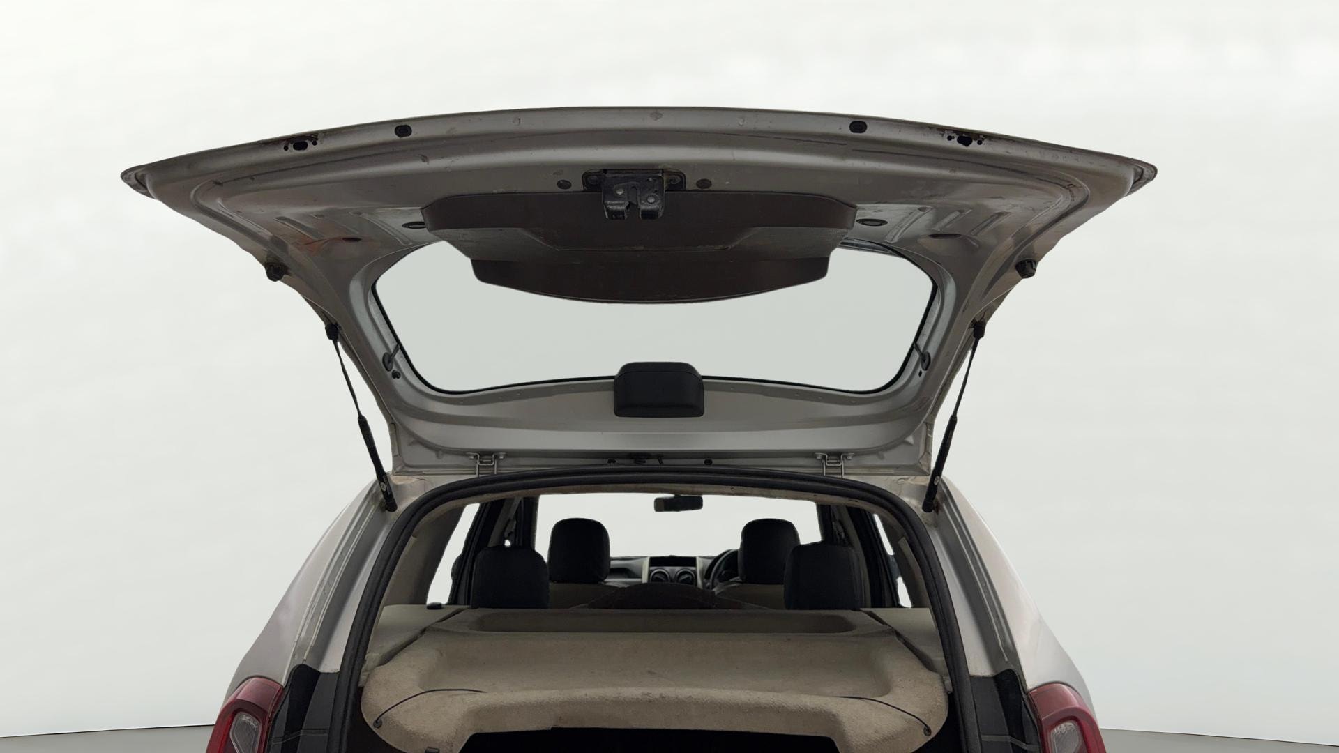 View 2020 Renault Duster Petrol RXS BS IV Image 30 Used 2020 Renault Duster Petrol RXS BS IV Image 30