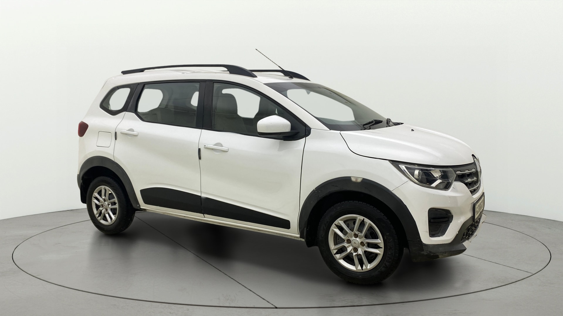 View 2021 Renault Triber RXT AMT Image 36 Used 2021 Renault Triber RXT AMT Image 36