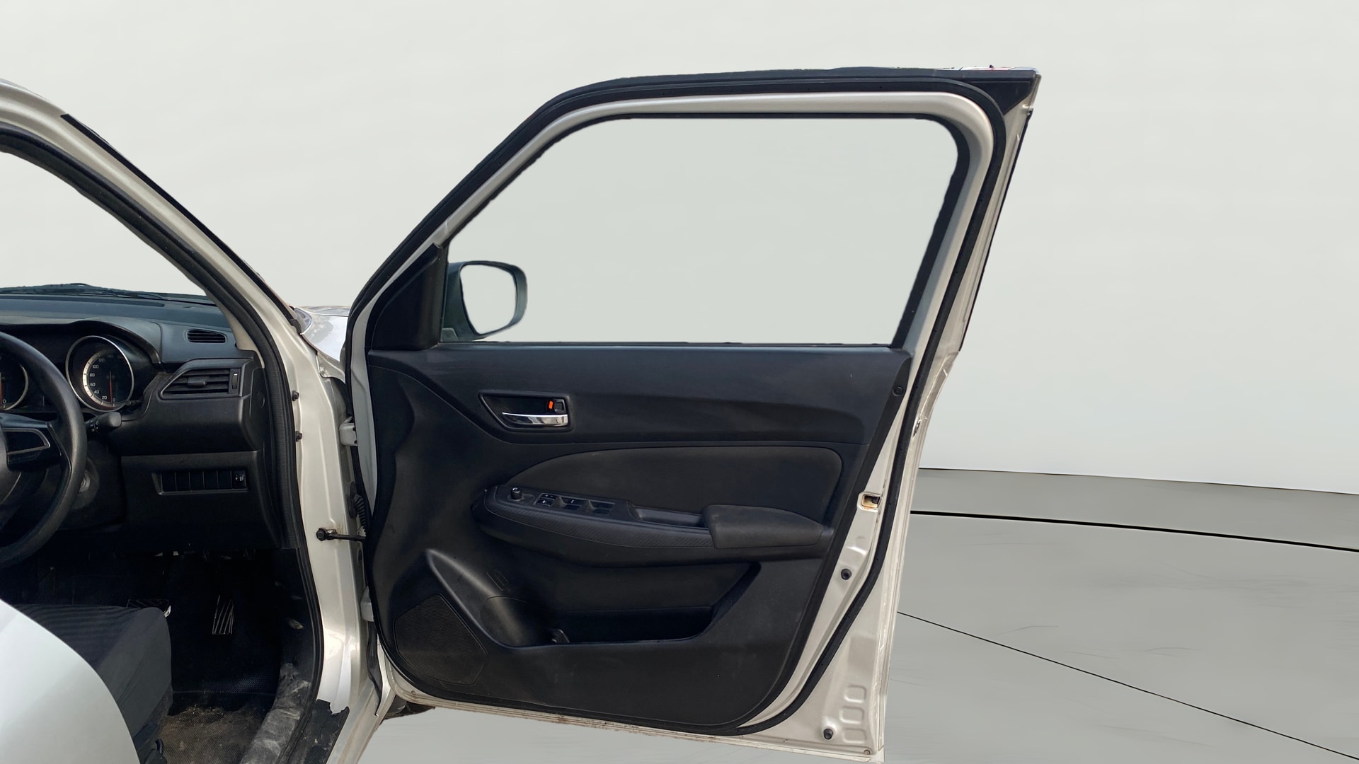 View 2020 Maruti Suzuki 1000 Base Variant Image 49 Used 2020 Maruti Suzuki 1000 Base Variant Image 49