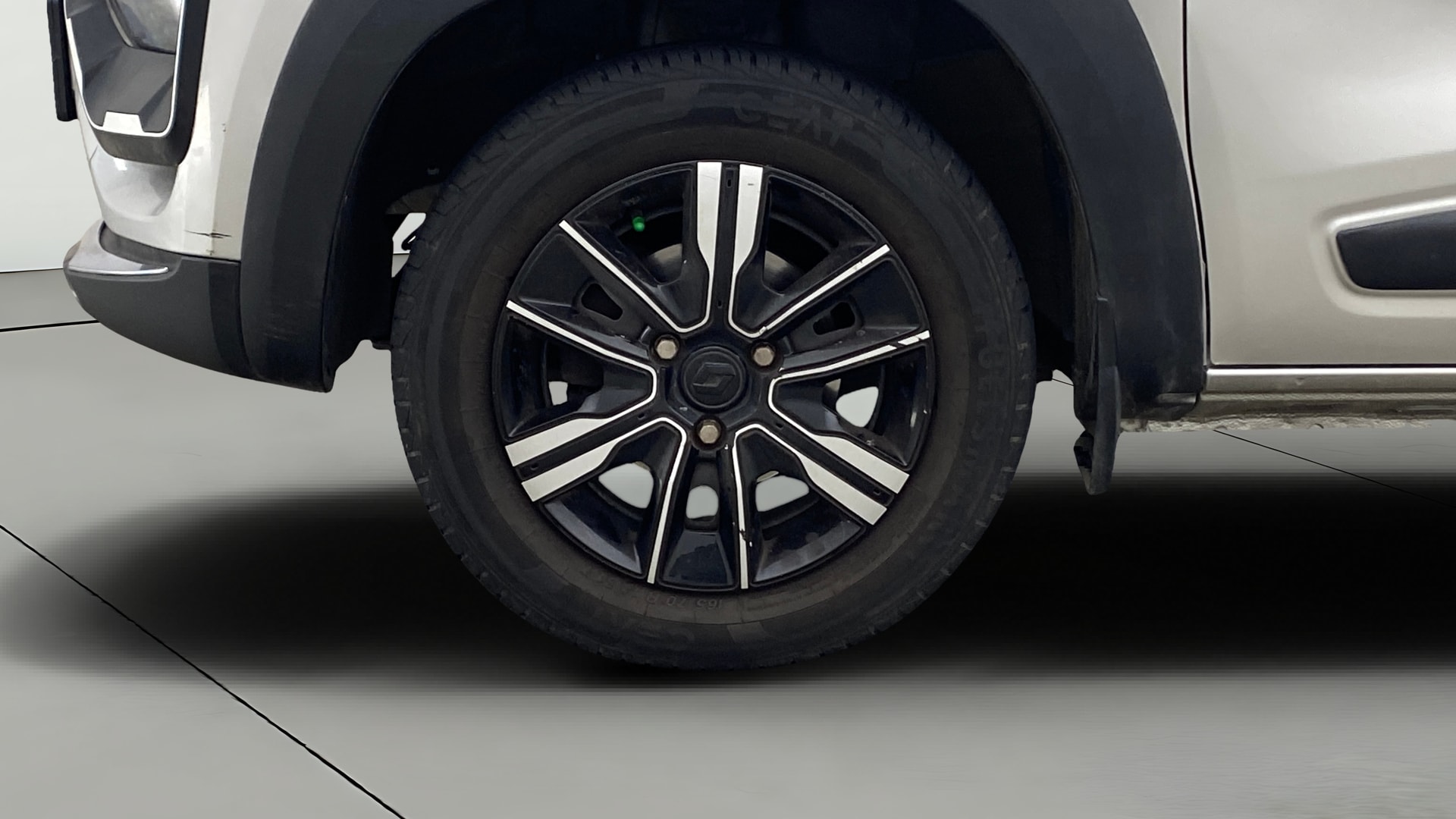 View 2023 Renault Kwid RXL 1.0 BS IV Image 28 Used 2023 Renault Kwid RXL 1.0 BS IV Image 28