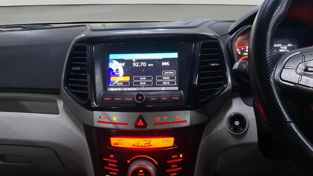 View Mahindra XUV300 Image 18 Used Mahindra XUV300 Image 18