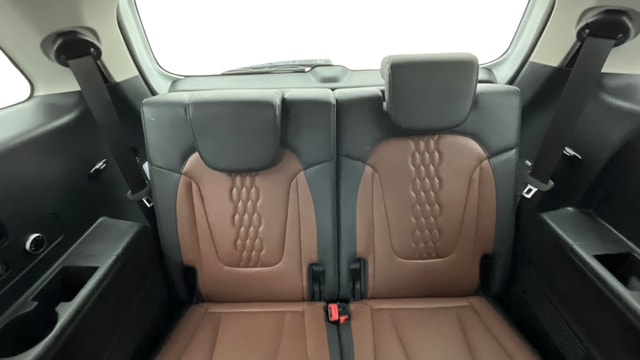 View Hyundai Alcazar Image 10 Used Hyundai Alcazar Image 10