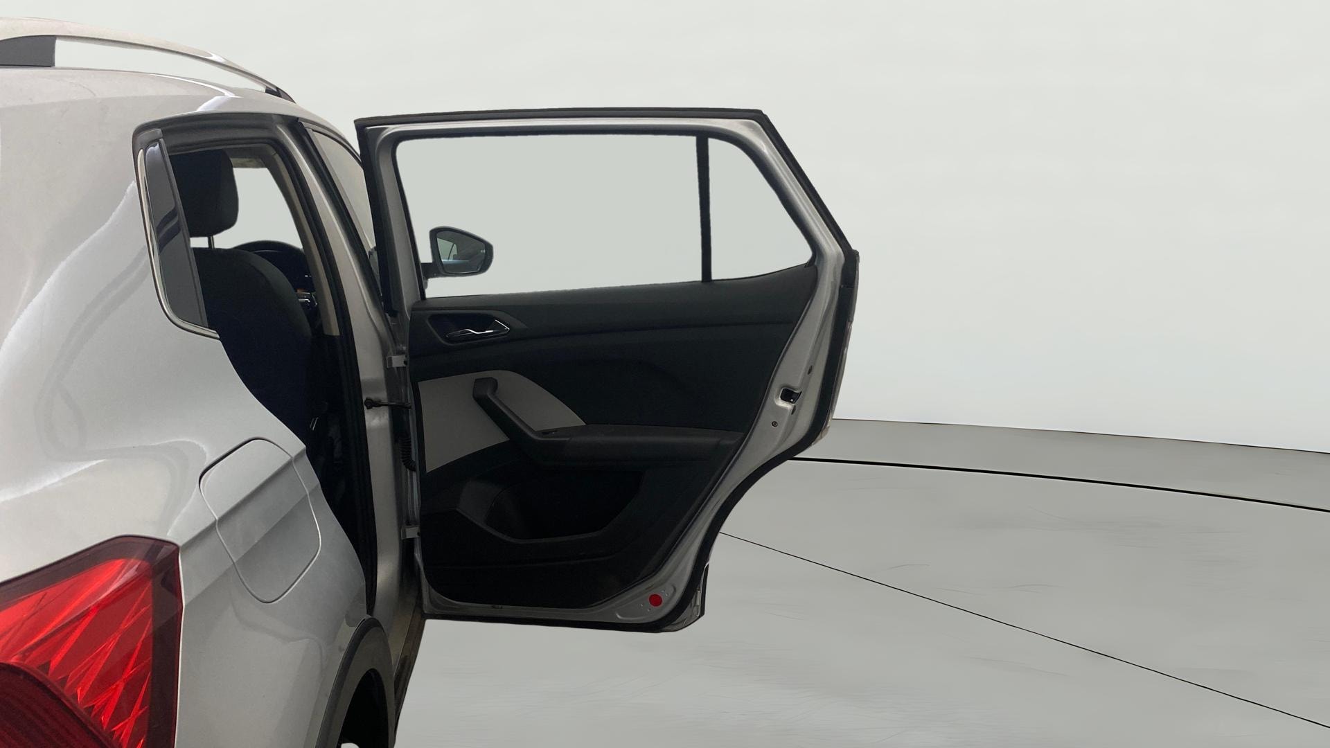 View 2024 Skoda Kushaq Style 1.0 TSI AT - 6 Airbags Image 8 Used 2024 Skoda Kushaq Style 1.0 TSI AT - 6 Airbags Image 8