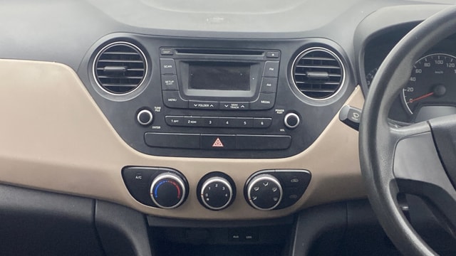 View Hyundai Grand i10 Image 17 Used Hyundai Grand i10 Image 17