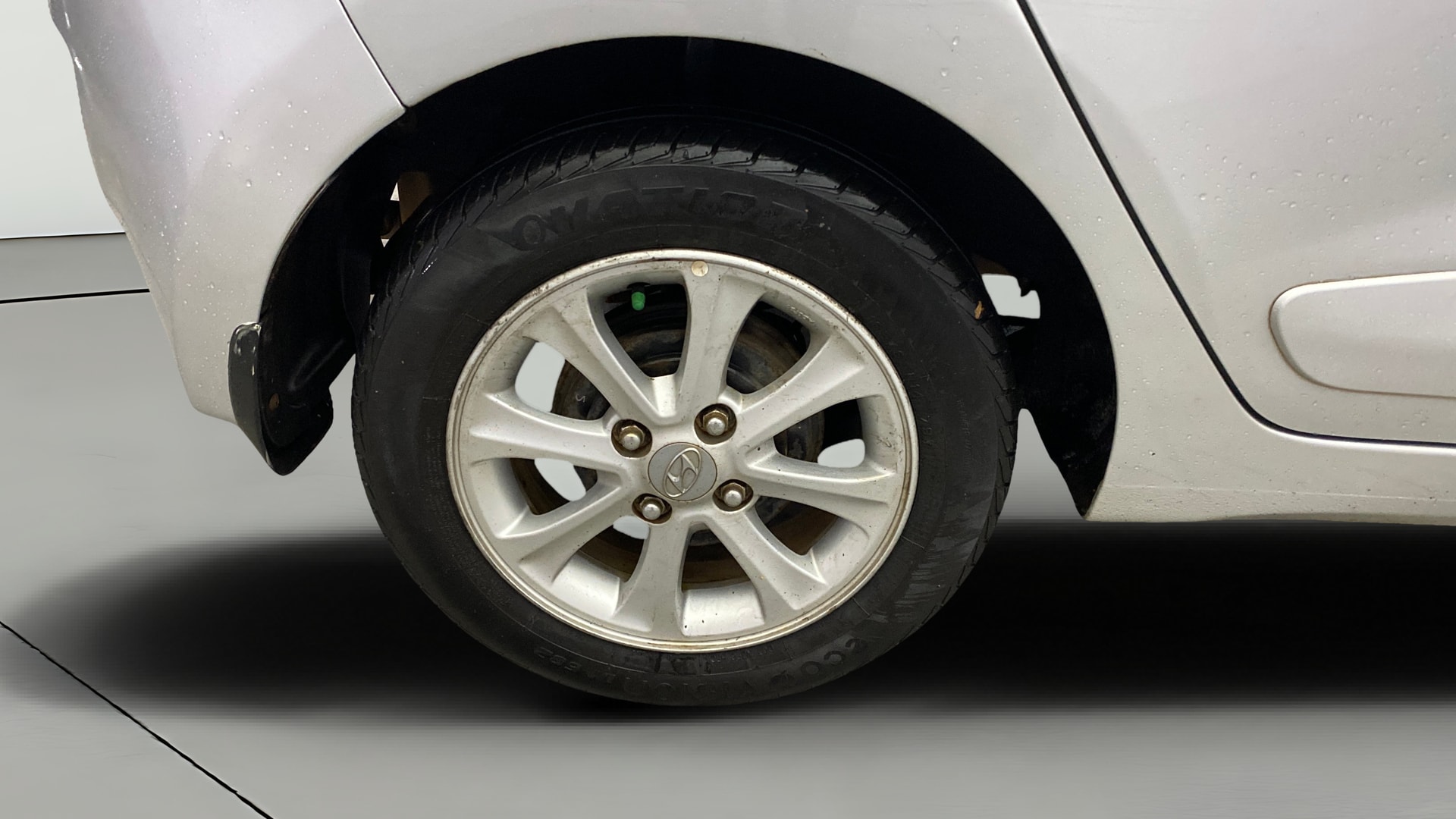 View 2014 Hyundai Grand i10 Asta AT 1.2 Kappa VTVT Image 23 Used 2014 Hyundai Grand i10 Asta AT 1.2 Kappa VTVT Image 23
