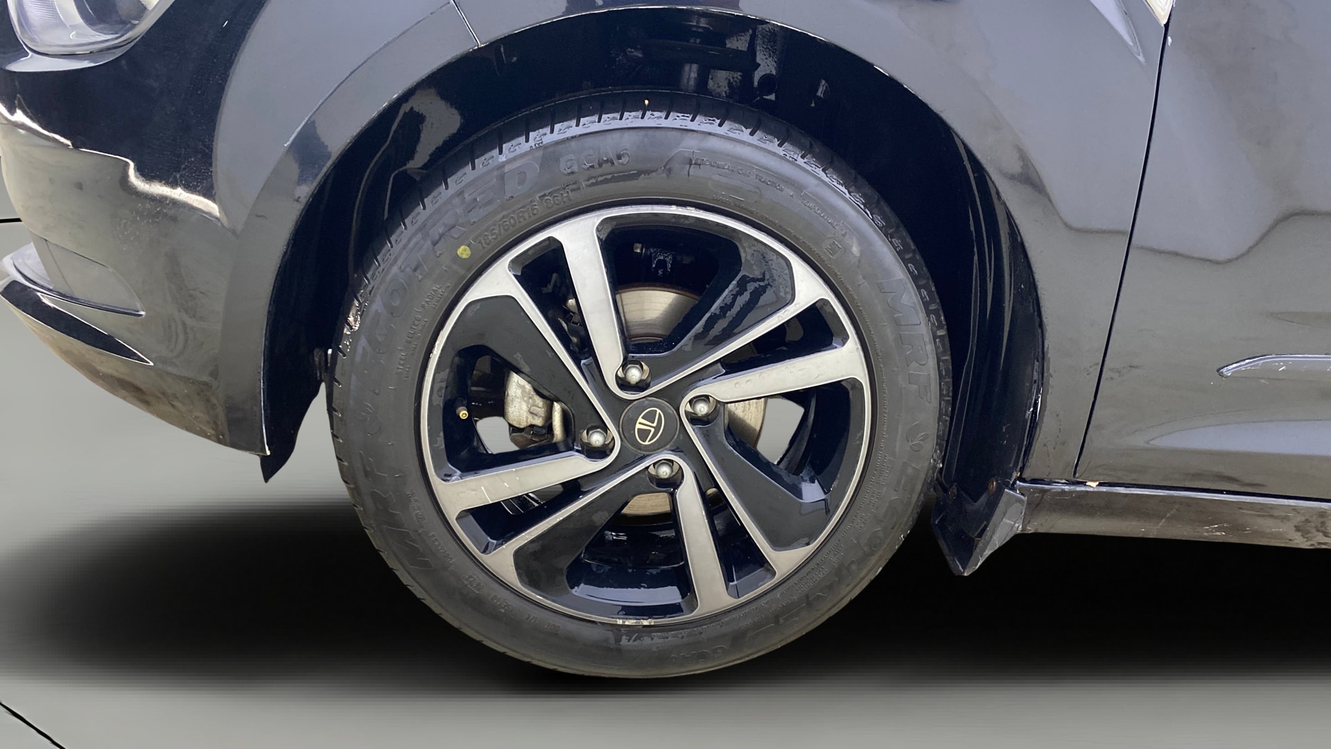 View 2022 Tata Altroz XZ Petrol Image 29 Used 2022 Tata Altroz XZ Petrol Image 29