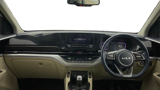 View Kia Carens Image 32 Used Kia Carens Image 32