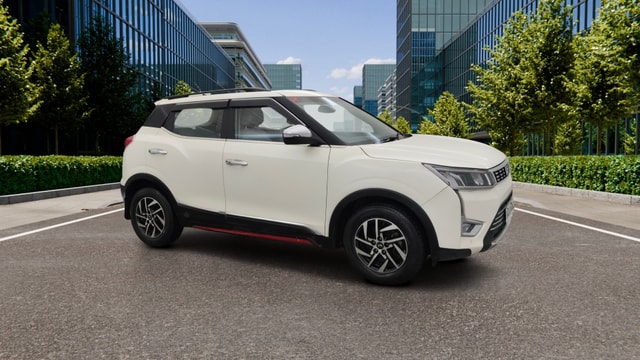 View Mahindra XUV300 Image 14 Used Mahindra XUV300 Image 14