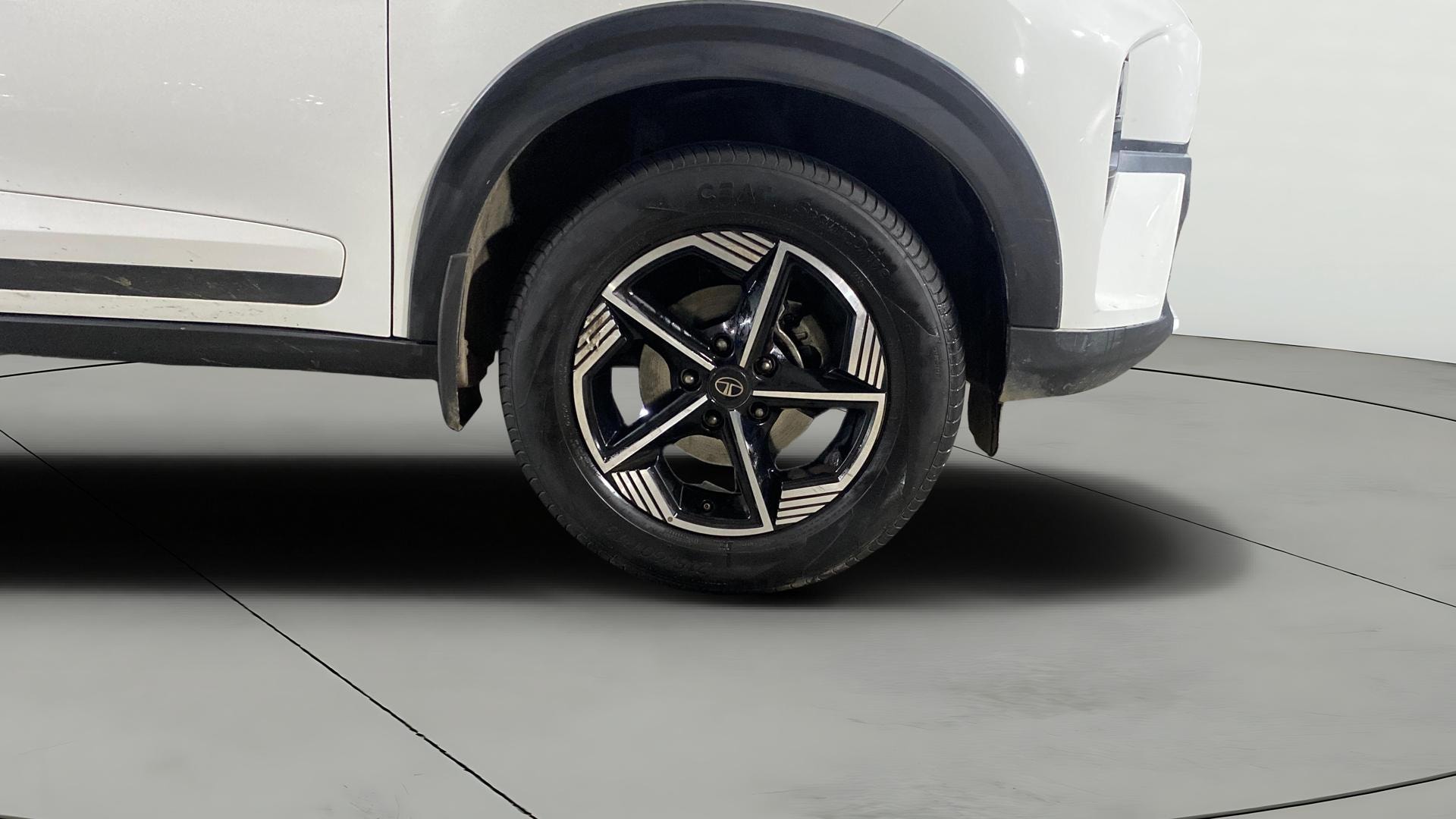 View 2025 Tata Nexon Revotron XE Image 43 Used 2025 Tata Nexon Revotron XE Image 43