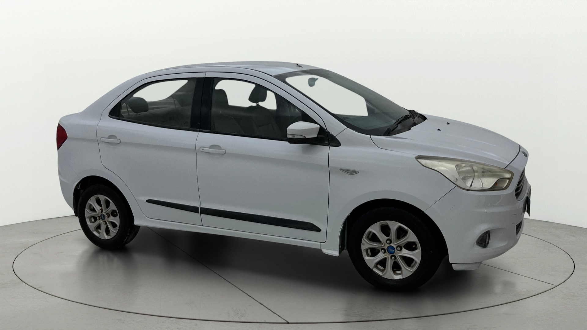View 2015 Ford Figo Aspire 1.2P Ambiente MT BS IV Image 21 Used 2015 Ford Figo Aspire 1.2P Ambiente MT BS IV Image 21