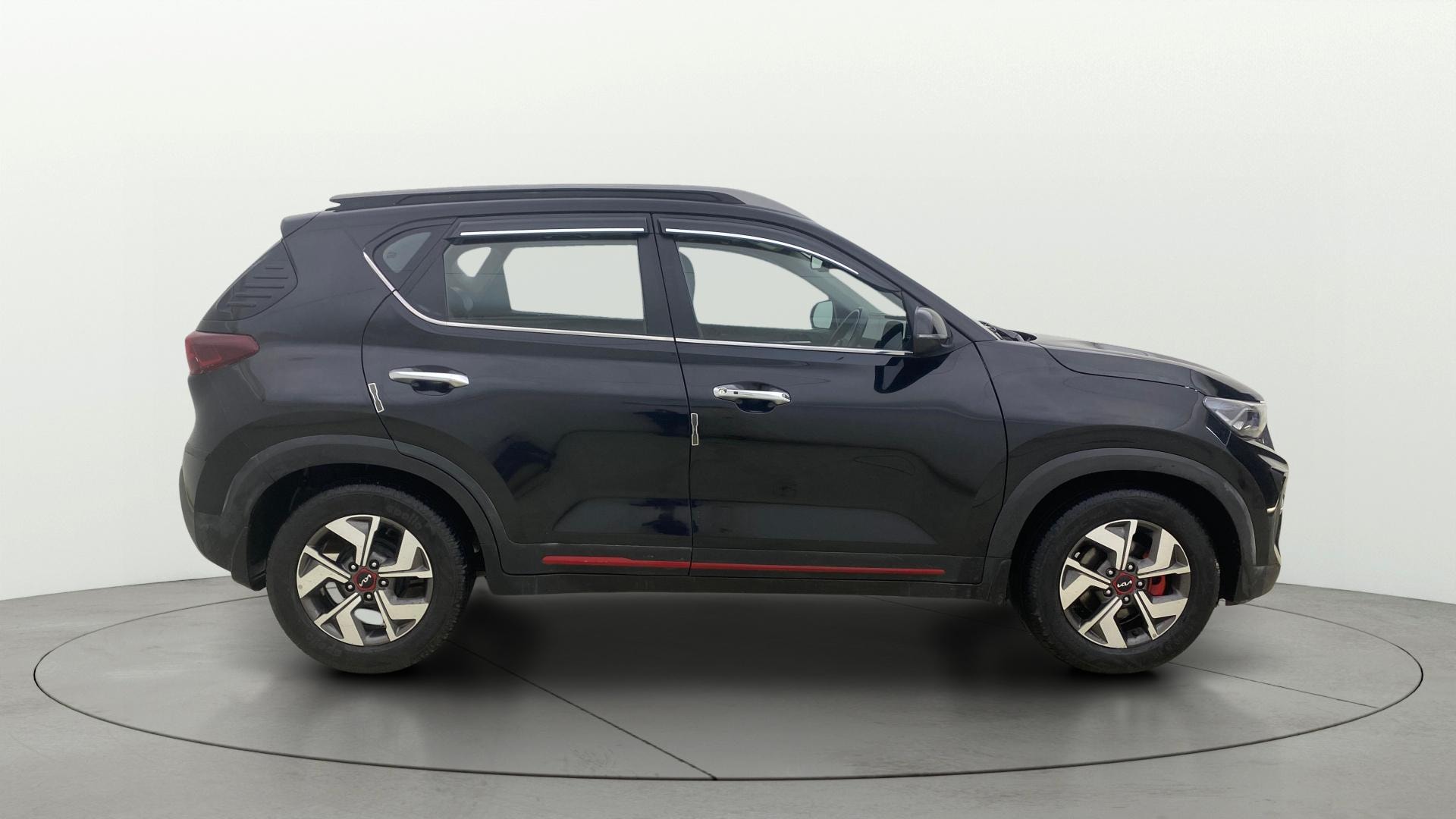 View 2022 Kia Sonet GTX Plus Diesel Image 28 Used 2022 Kia Sonet GTX Plus Diesel Image 28