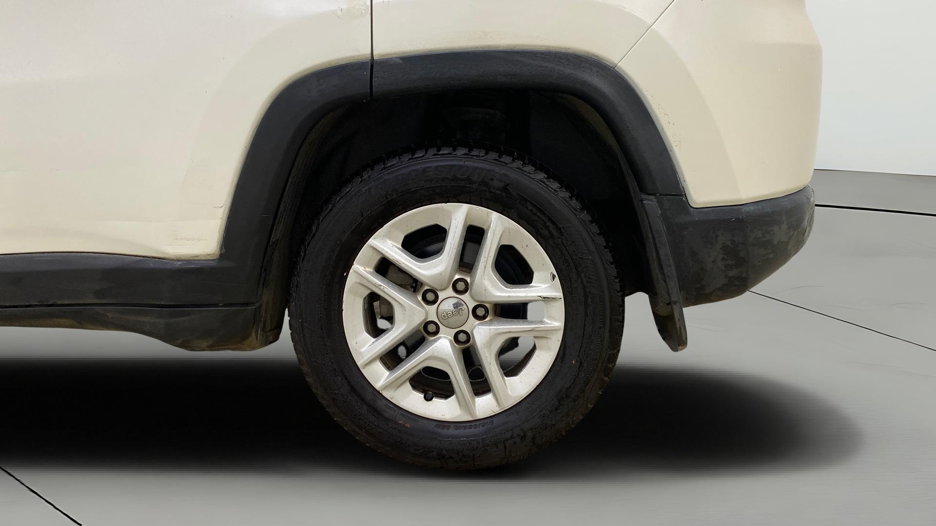 View 2020 Jeep Compass Sport 1.4 Multi AIR Petrol BS IV Image 11 Used 2020 Jeep Compass Sport 1.4 Multi AIR Petrol BS IV Image 11