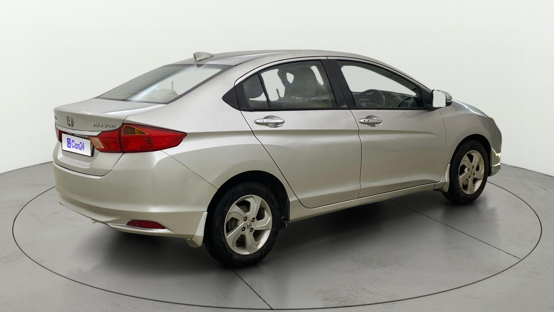View 2015 Honda City ZX MT Diesel Anniversary Edition Image 46 Used 2015 Honda City ZX MT Diesel Anniversary Edition Image 46