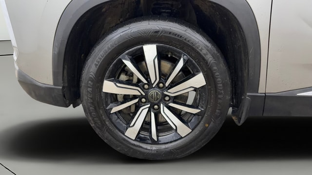View MG Hector Image 36 Used MG Hector Image 36