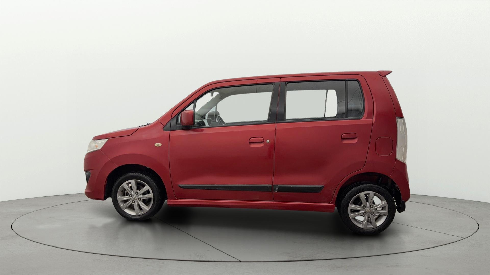 View 2014 Maruti Suzuki Stingray LXI Image 26 Used 2014 Maruti Suzuki Stingray LXI Image 26