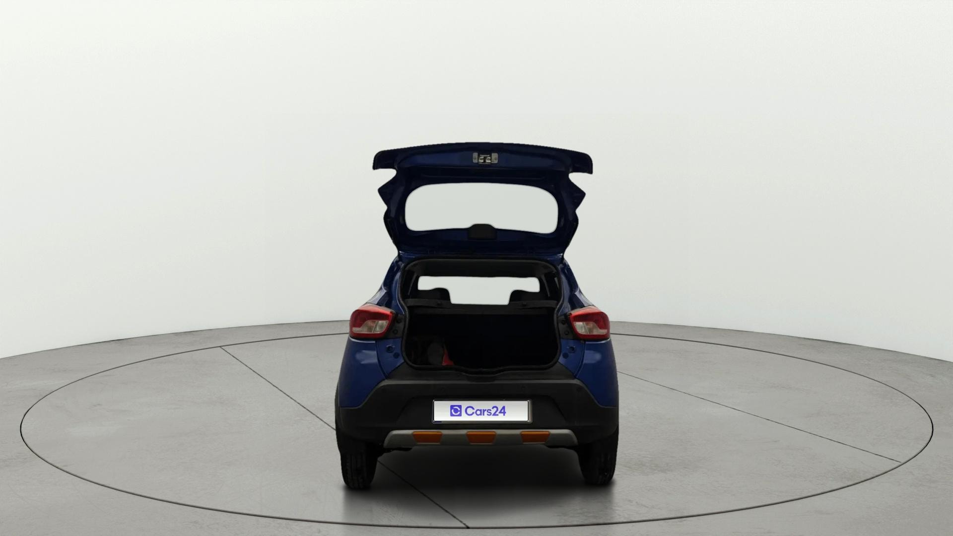 View 2018 Renault Kwid RXT 1.0 Driver Airbag Option Image 16 Used 2018 Renault Kwid RXT 1.0 Driver Airbag Option Image 16