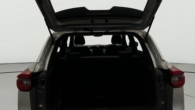 View Nissan Magnite Image 38 Used Nissan Magnite Image 38